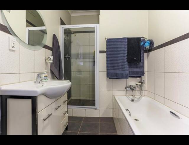 3 BEDROOM FREEHOLD FOR SALE IN RANDHART